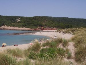 que-ver-en-el-norte-de-menorca-la-vall